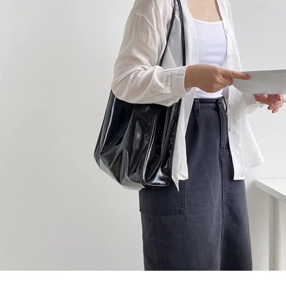 Women Patent Leather Bag Soft Tote Bag Shiny Shoulder Bag Minimal Purse Fashion - Picture 5 of 7